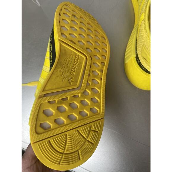 Authentic Women’s Adidas NMD R1 W HP9733 Bright Yellow & Black Size 7.5 - Picture 5 of 7